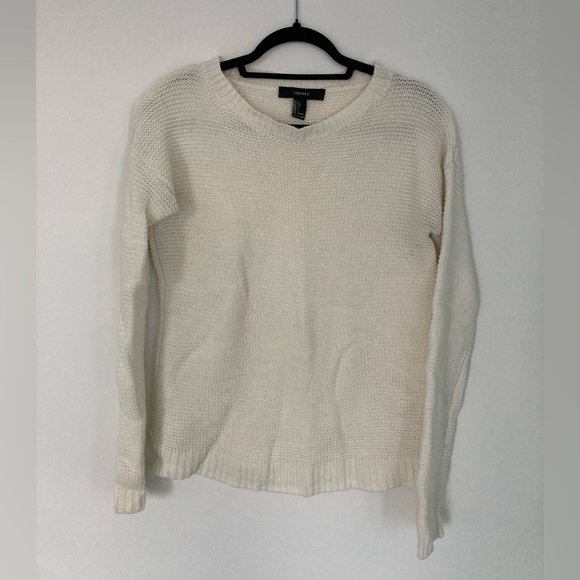 Forever 21 White/Cream Knit Sweater ✨50% OFF BUNDLES✨ - Picture 3 of 7